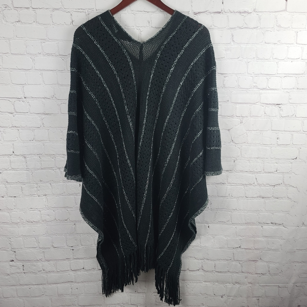 BCBG Maxazria Poncho. Black & Silver.
